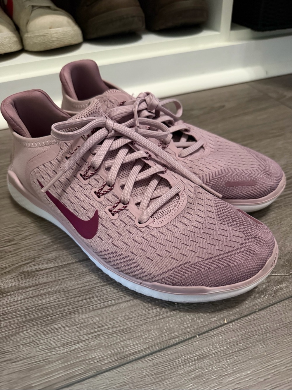 Nike Women’s Mauve/Purple Training Sneakers